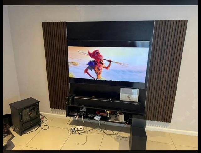 9 BEDROOM FREESTANDING FOR SALE IN TABLE VIEW